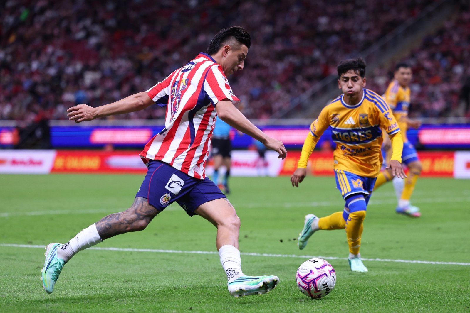 CHIVAS VS TIGRES: RESUMEN Y RSULTADO DE LA JONADA 12